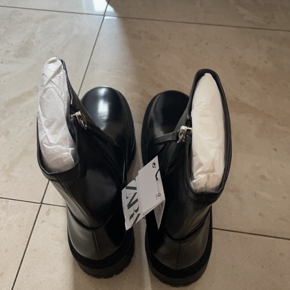 Zara heeled lug sole ankle boots - Picture 7 of 9